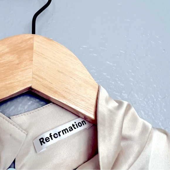 Reformation Cielo Open Back Silk Charmeuse Top - Picture 7 of 7